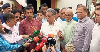 বন্যায় ক্ষতিগ্রস্তদের সহায়তায় ত্রাণ কার্যক্রম অব্যাহত রাখবে সরকার: অর্থমন্ত্রী